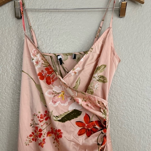 NWOT Remarkable Entrance Pink Floral Print Satin Midi Dress - Picture 3 of 9